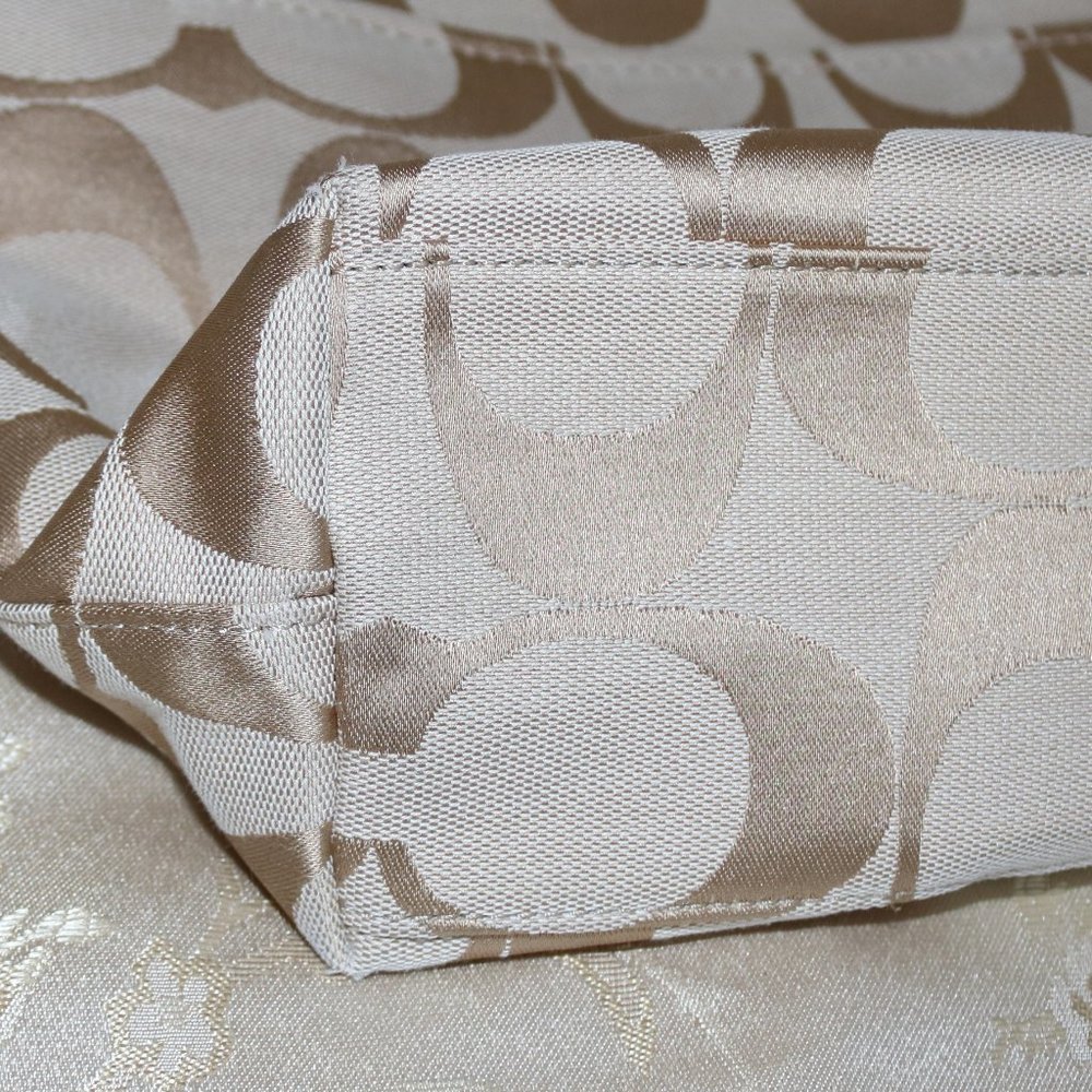 Coach Vintage Signature Stripe Tote F21950 - Picture 9 of 15